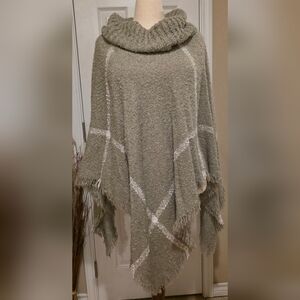Elegant Beige Women's Poncho